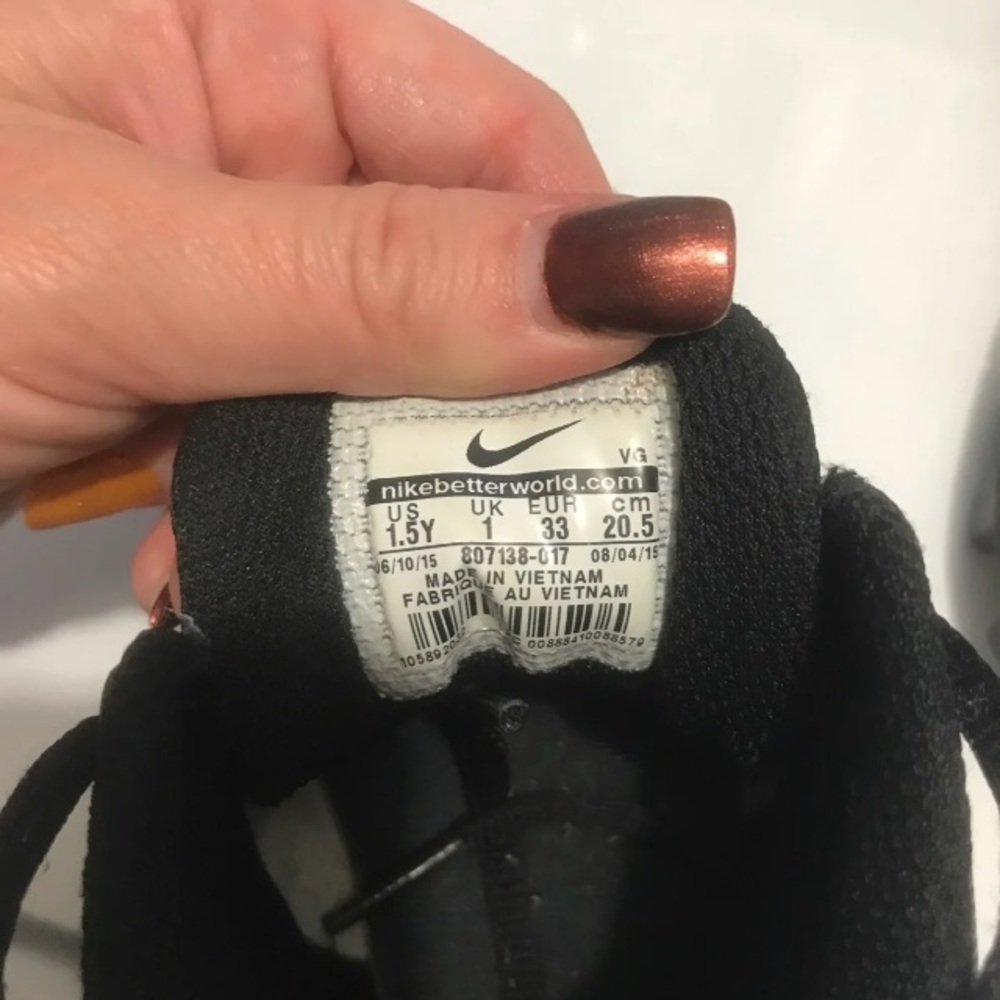 Baseball Cleats - Picture 4 of 4